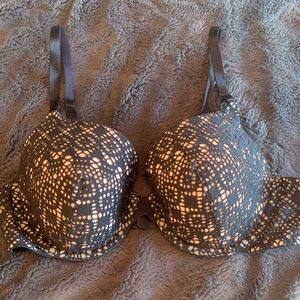 Victoria Secret Lined Perfect Coverage Bra